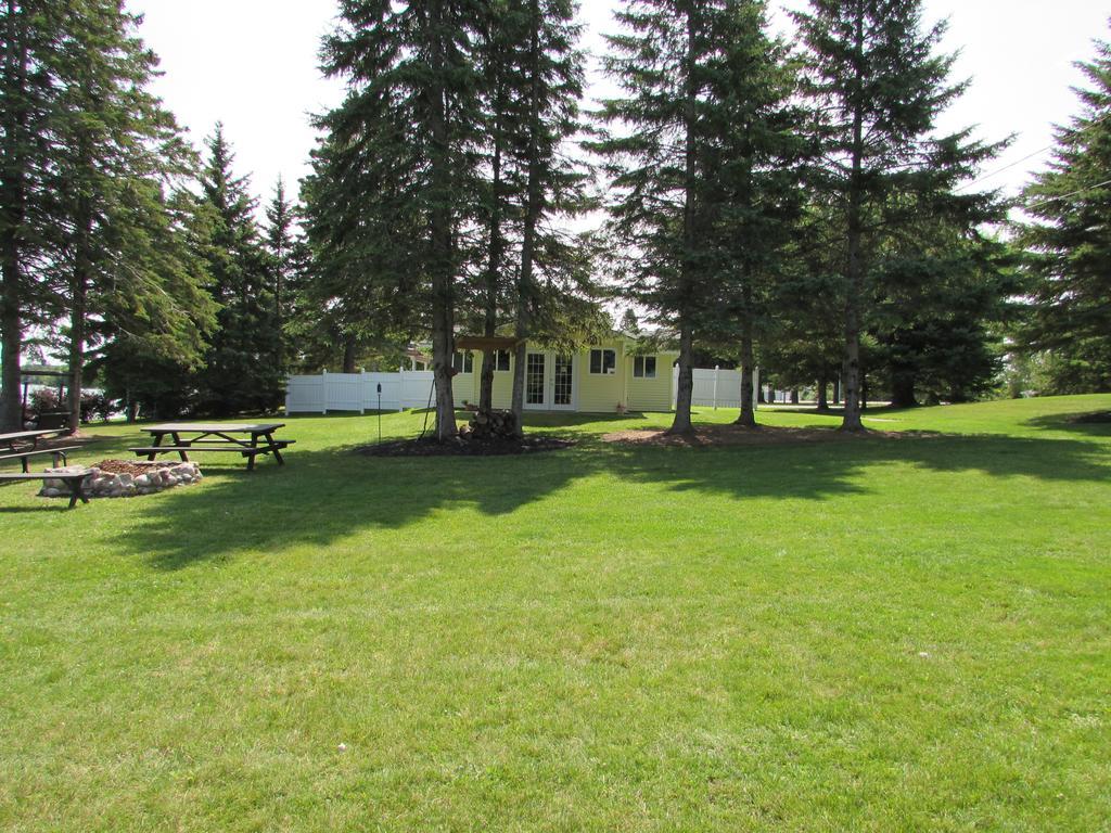 Grand Lake Resort Presque Isle Εξωτερικό φωτογραφία