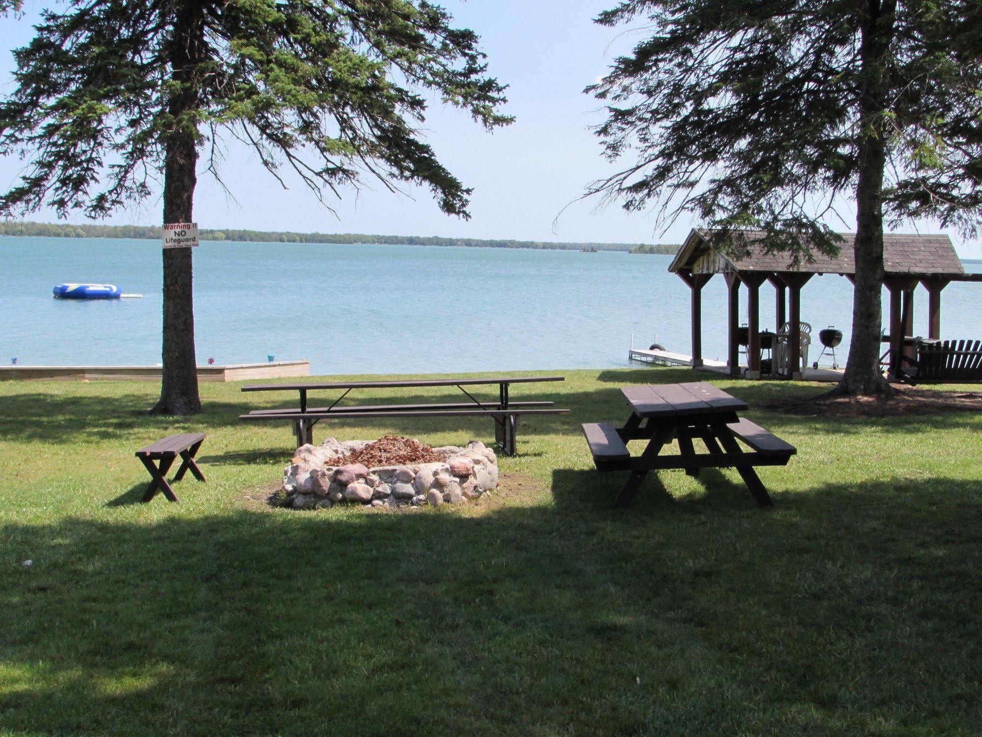 Grand Lake Resort Presque Isle Εξωτερικό φωτογραφία
